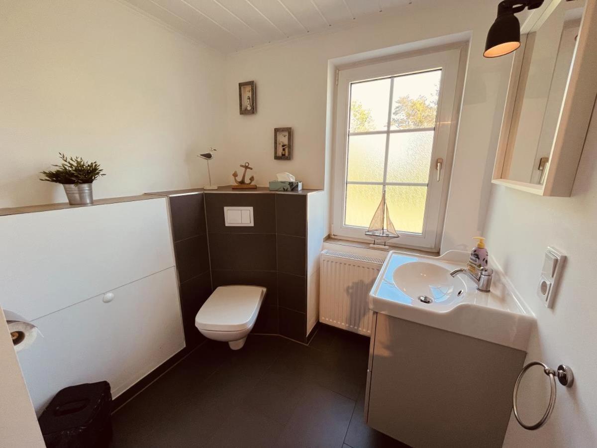 Ferienhaus Ilva In Born Villa Bagian luar foto