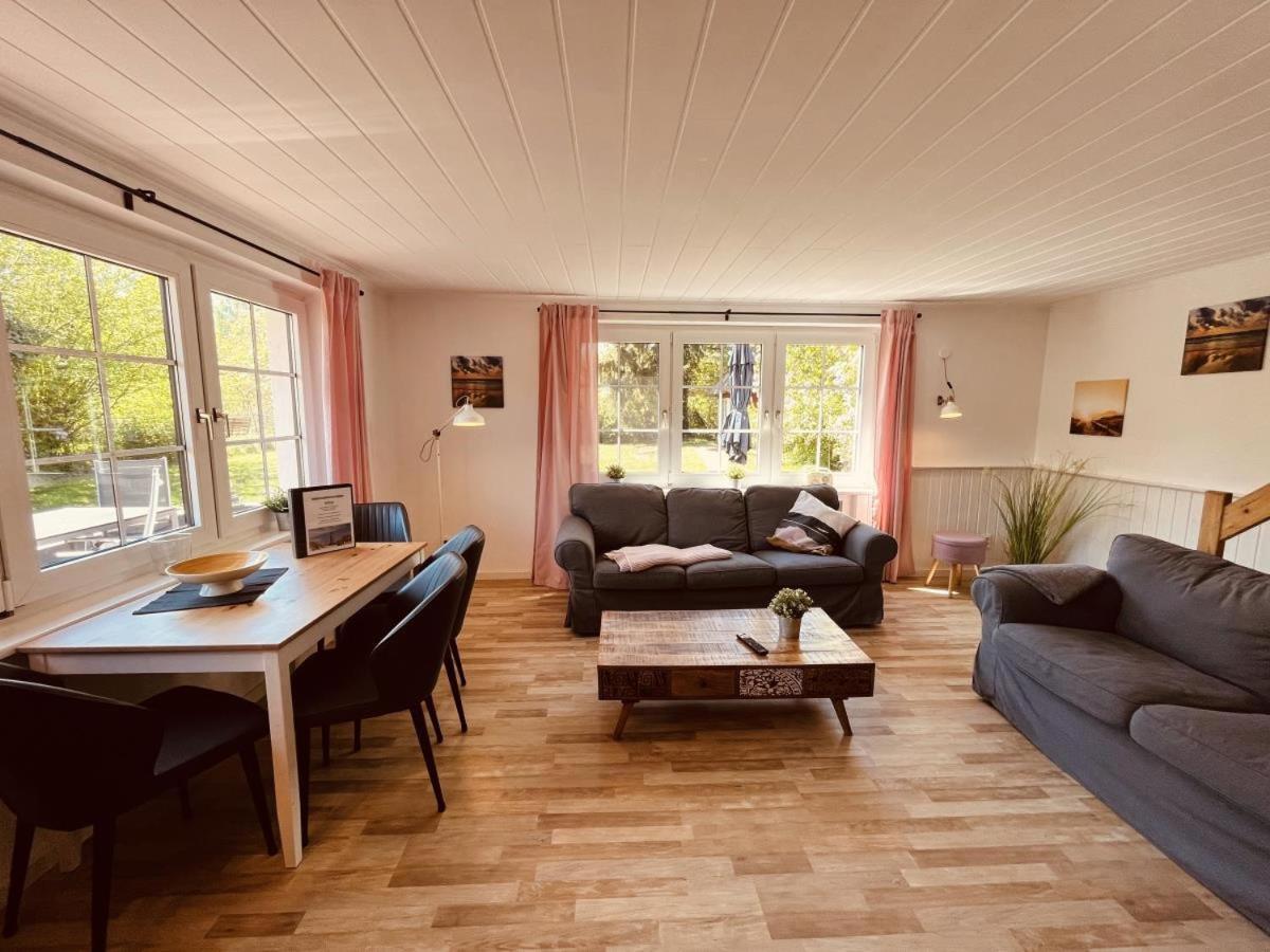 Ferienhaus Ilva In Born Villa Bagian luar foto